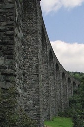 Viadukt - Olga Jakubů
